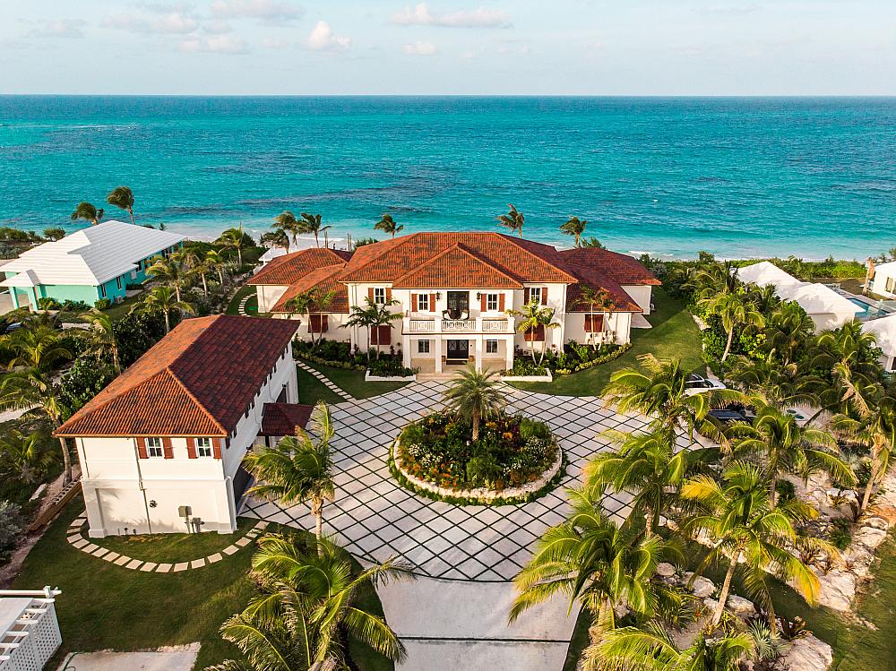 Banks Manor Christmas villas in the Bahamas