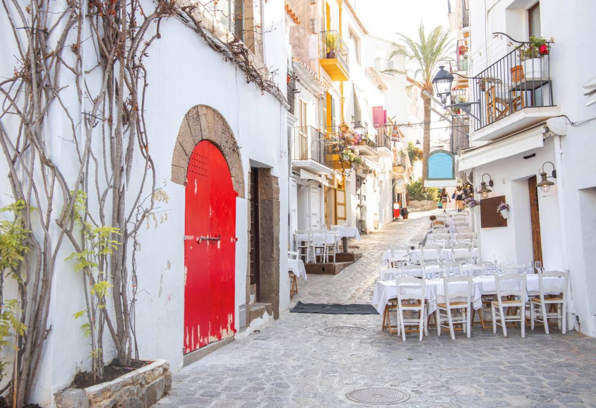 Villa rentals in Ibiza