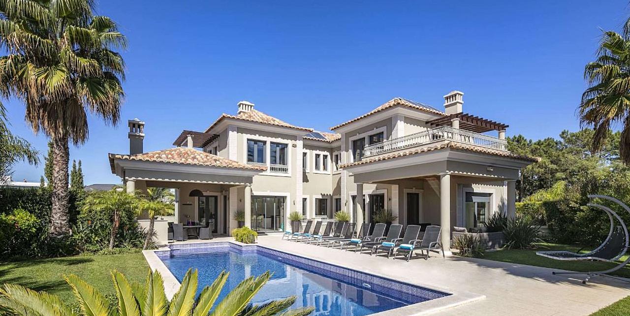 Villa Tres Lados