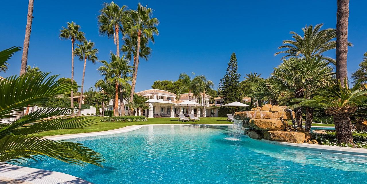 VIlla de Los Monteros