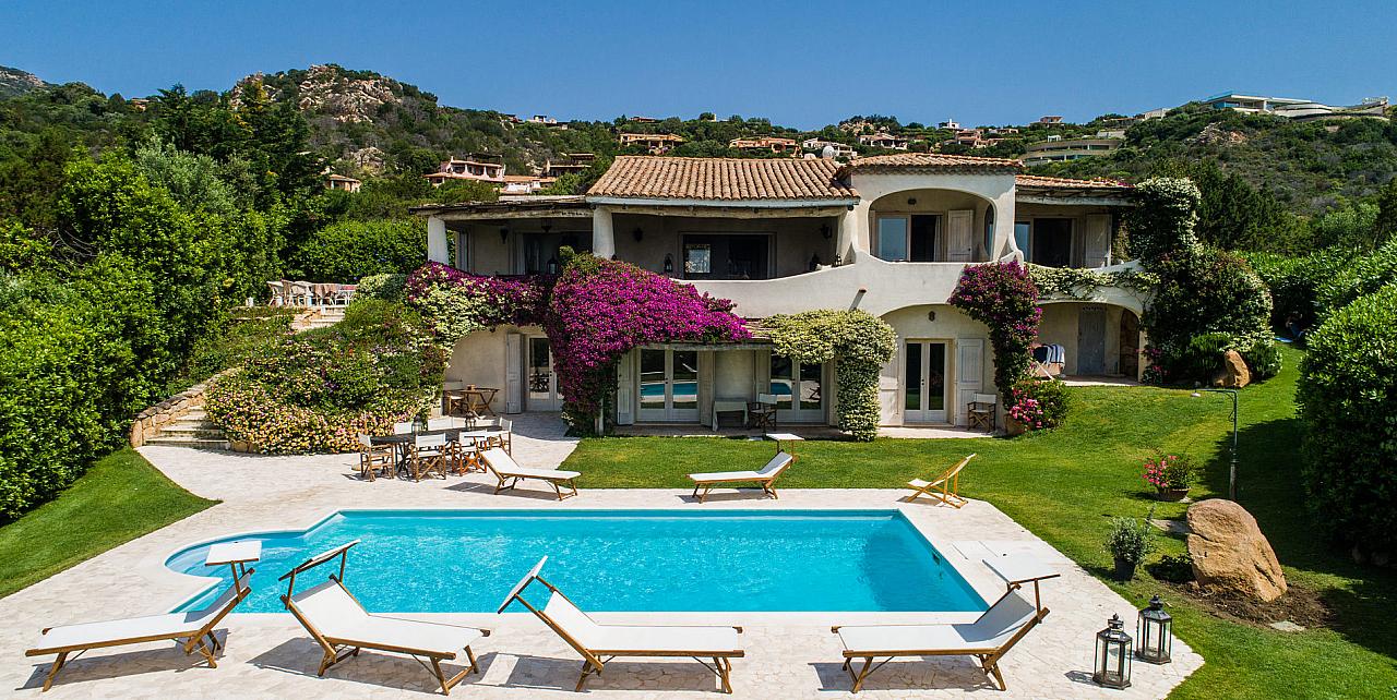 Sardinia, Italy - 6 Bedroom Villa Volpe