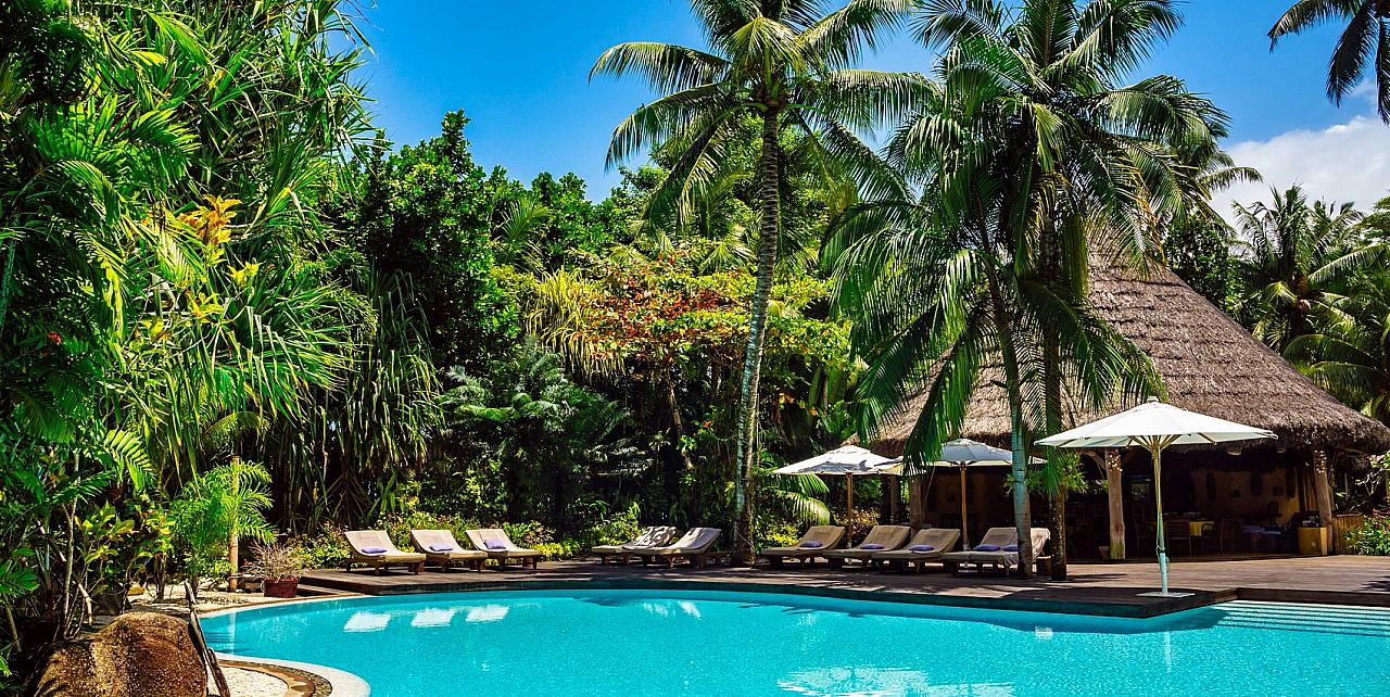 Jastam House - 6 bedroom beach villa in the Seychelles 