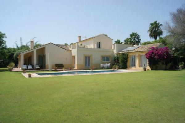 Villa in Comillas