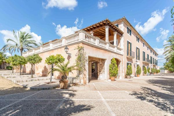 Palacio De S'Horta