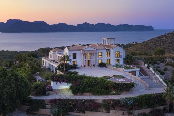 Villa Grandiosa