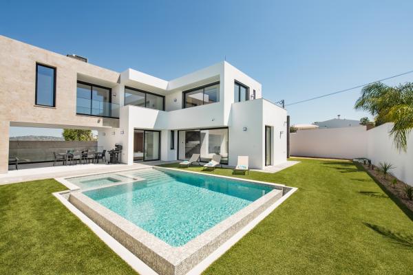 Villa Cherry