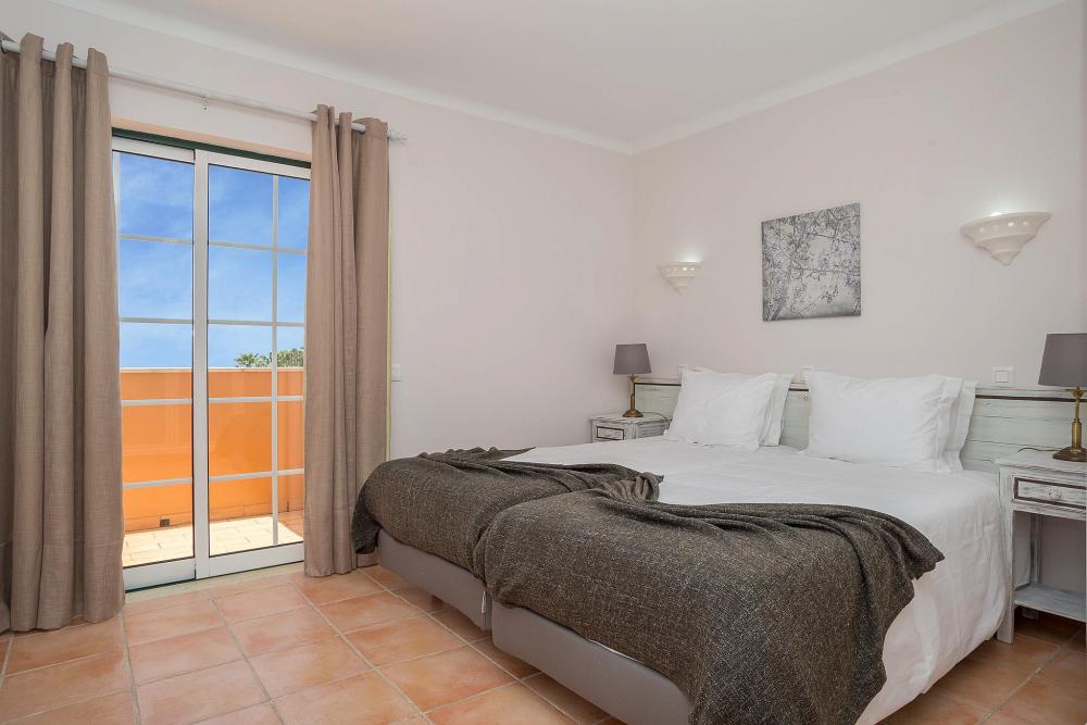 Carvoeiro, Portugal - 3 & 4 Bedroom Colina Villas Carvoeiro, Portugal - 3 & 4 Bedroom Colina Villas