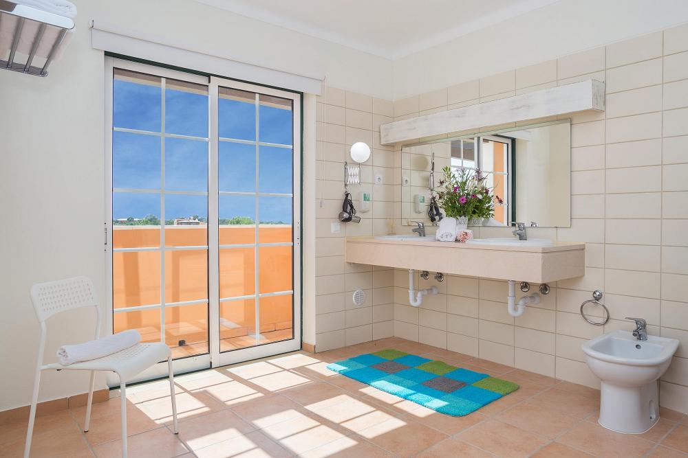 Carvoeiro, Portugal - 3 & 4 Bedroom Colina Villas Carvoeiro, Portugal - 3 & 4 Bedroom Colina Villas