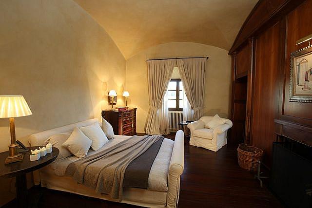 10 bedroom villa in Spain 10 bedroom villa in Spain