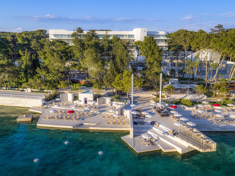 Hotel Bellevue Losinj water's edge platform Hotel Bellevue Losinj water's edge platform
