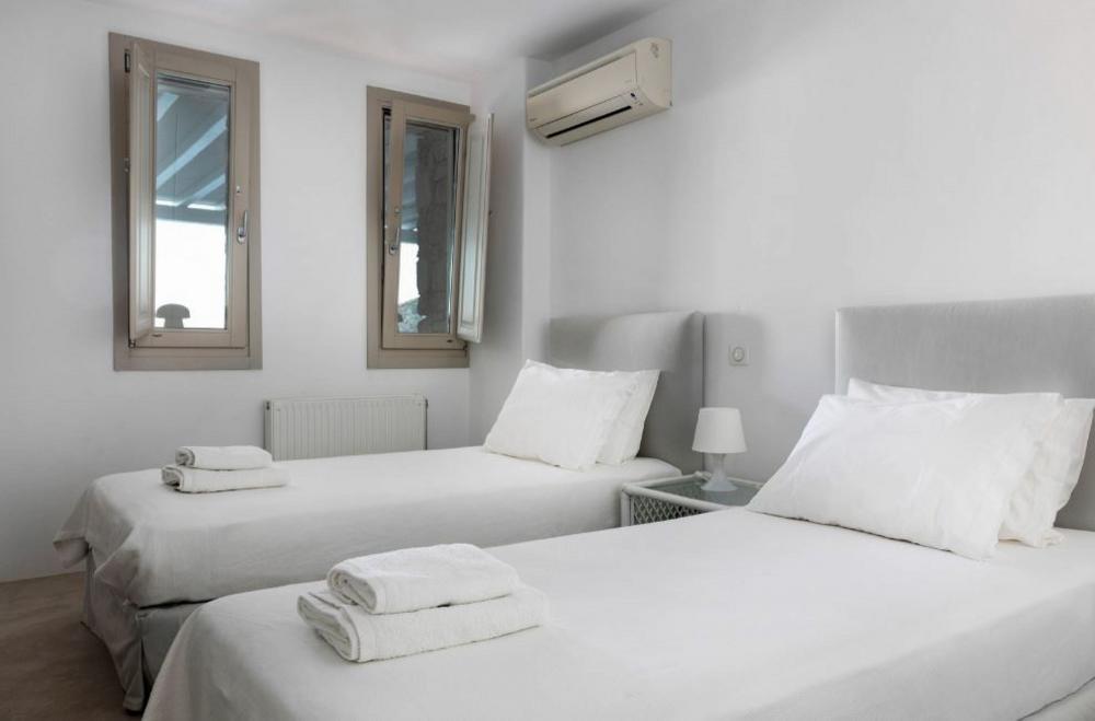 Villa Mandra Villa Mandra