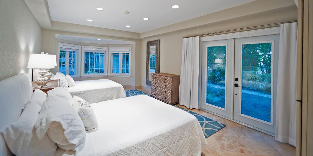 Coconut Walk, Grand Cayman Coconut Walk, Grand Cayman