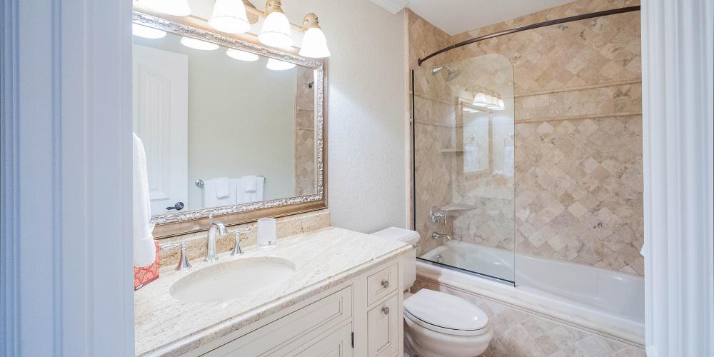 Coconut Walk, Grand Cayman Coconut Walk, Grand Cayman