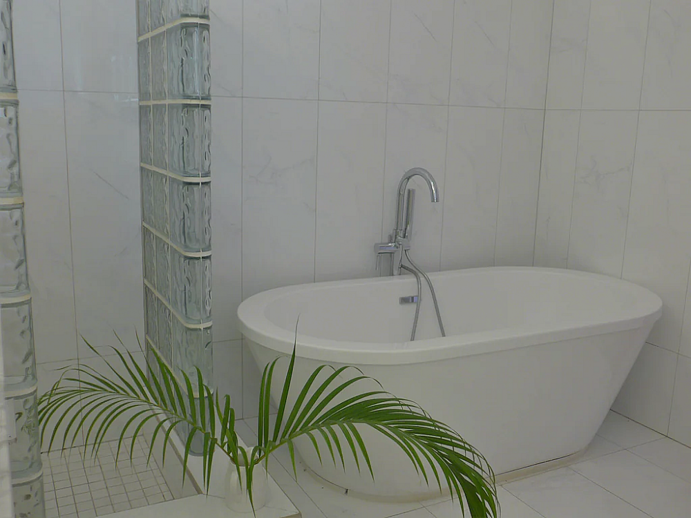 Bay House 6 bedroom villa in Antigua Bay House