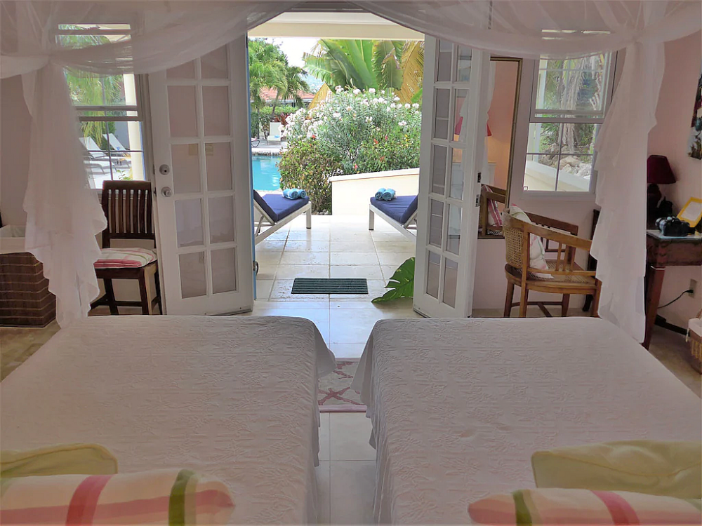 Bay House 6 bedroom villa in Antigua Bay House