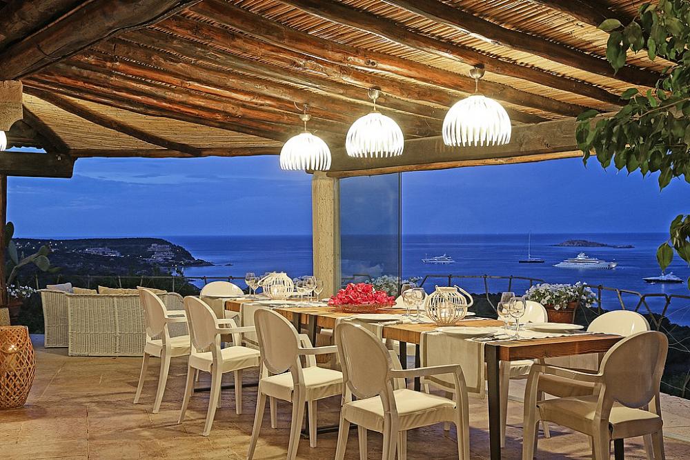 Villa Couvelle 6 bedroom villa with pool in Sardinia Villa Couvelle 6 bedroom villa with pool in Sardinia