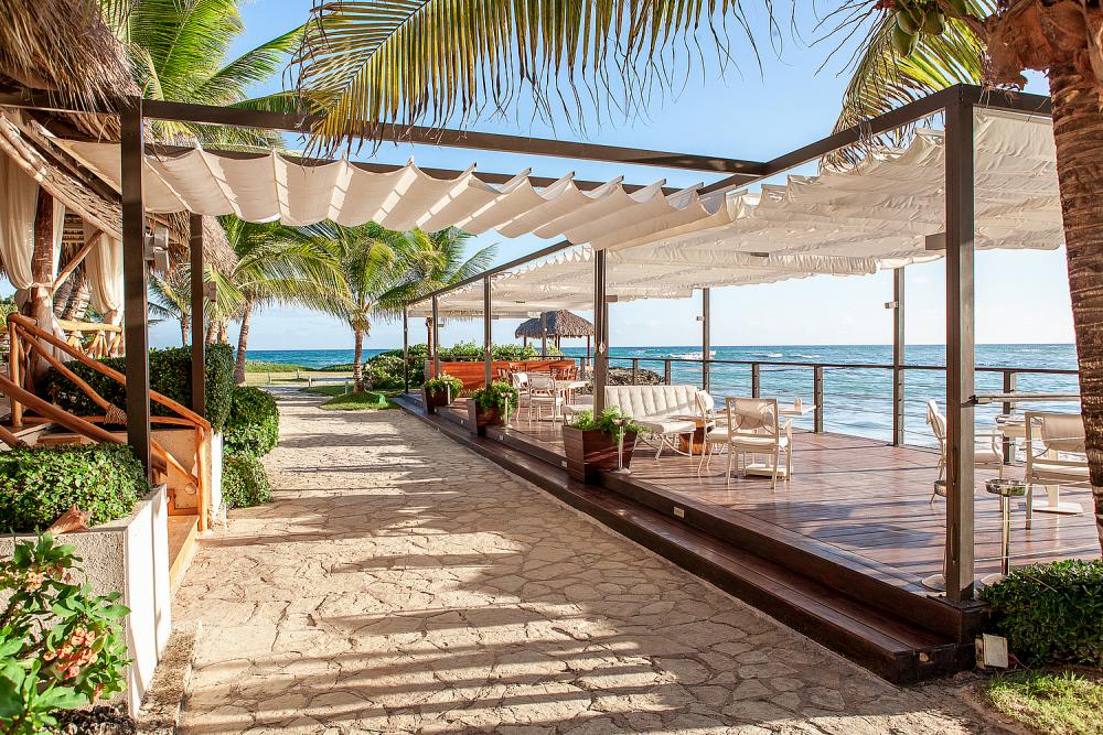 Eden Roc Cap Cana Boutique Suites, Villas & Beach Club Dominican Republic - La Palapa Deck Eden Roc Cap Cana Boutique Suites, Villas & Beach Club Dominican Republic