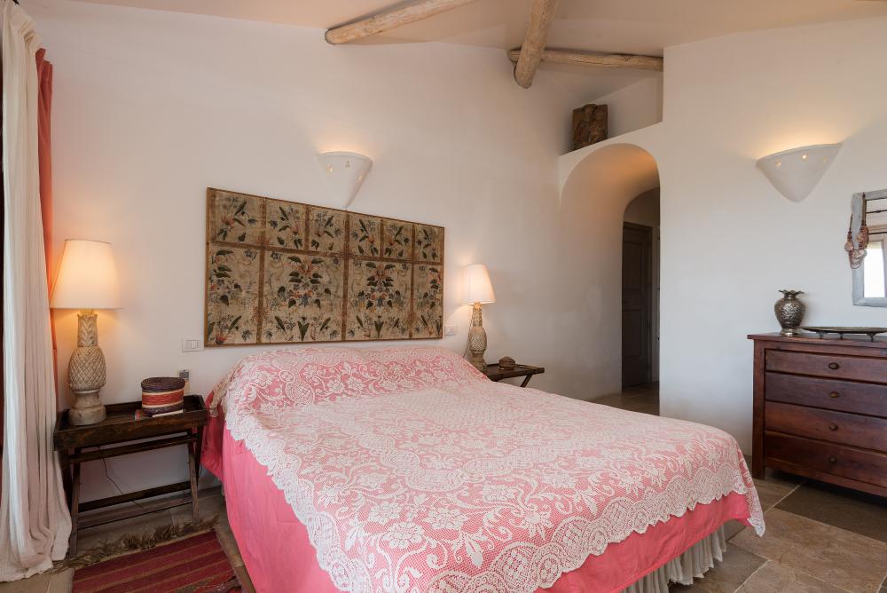 Sardinia, Italy - 6 Bedroom Villa Volpe Sardinia, Italy - 6 Bedroom Villa Volpe