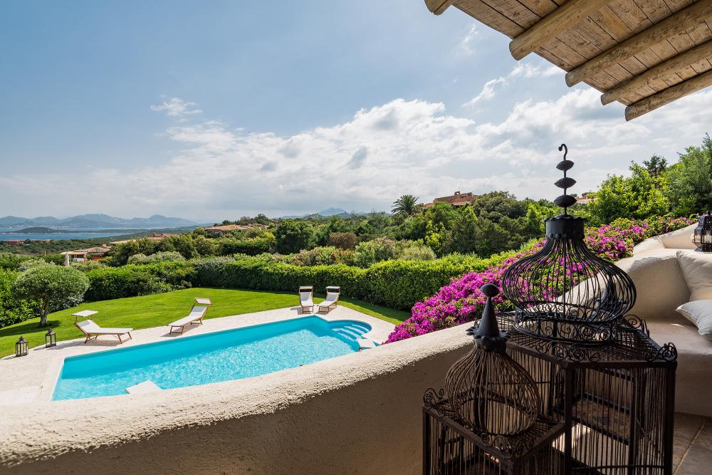 Sardinia, Italy - 6 Bedroom Villa Volpe Sardinia, Italy - 6 Bedroom Villa Volpe