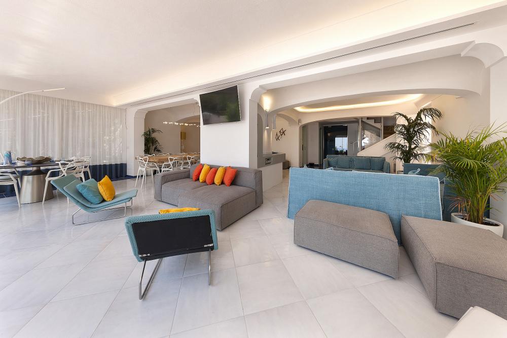 Marina del Cantone, Sorrento, Italy - 7 Bedroom Villa Marina Marina del Cantone, Sorrento, Italy - 7 Bedroom Villa Marina