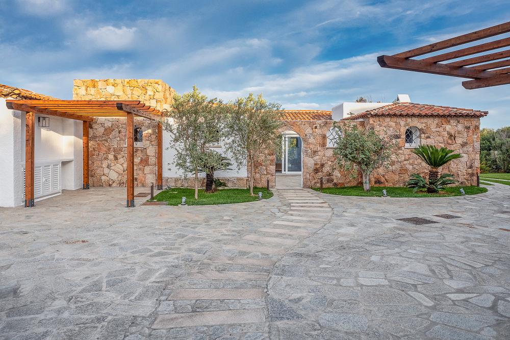 Sardinia, Italy - 5 Bedroom Villa Gione Sardinia, Italy - 5 Bedroom Villa Gione