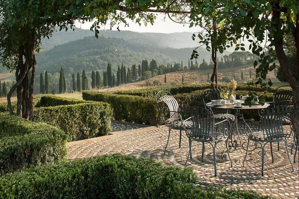 Villa Barco Viewing Spot Villa Barco - Castello di Reschio and Villas Tuscany