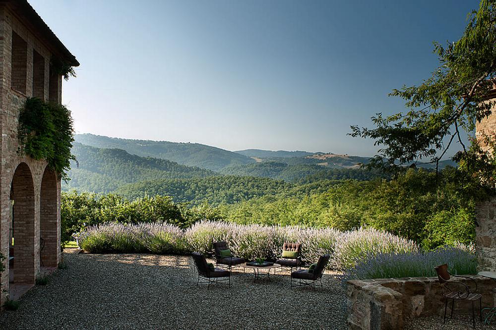 Casa delle Suore House - Courtyard View Casa delle Suore House - Castello di Reschio and Villas Tuscany