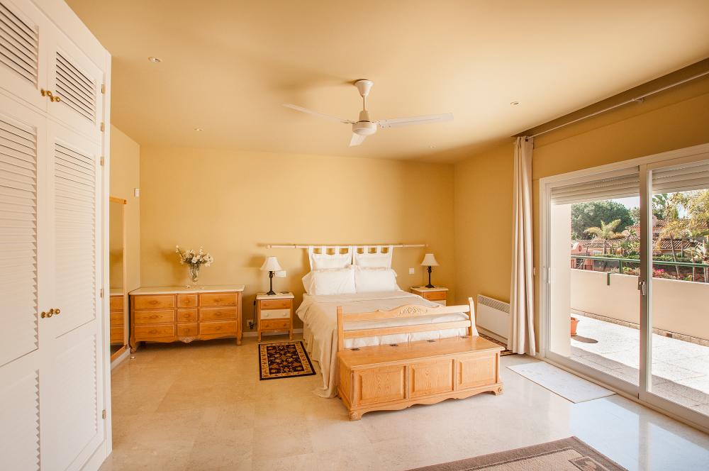 Casa Magna - 6 bedroom villa with pool in Marbella area Casa Magna - 6 bedroom villa with pool in Marbella area