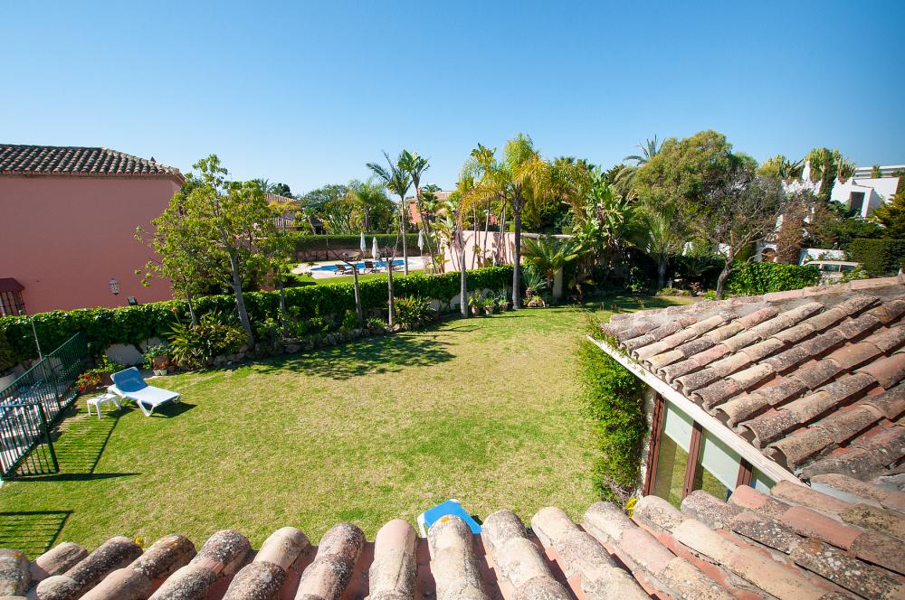 Casa Magna - 6 bedroom villa with pool in Marbella area Casa Magna - 6 bedroom villa with pool in Marbella area