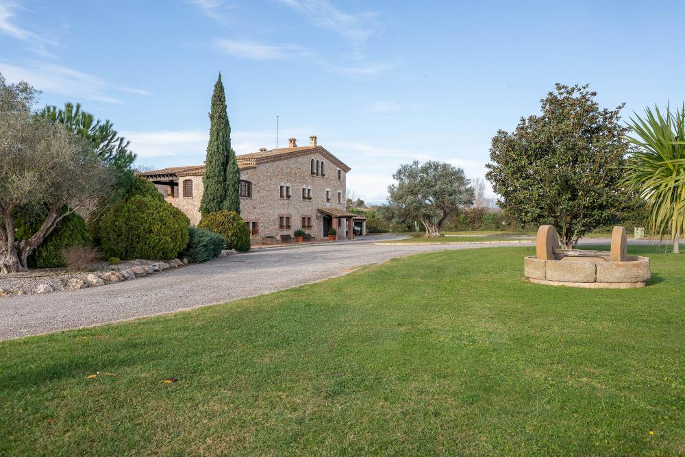 Mas Moli Petit - 8 bedroom villa in Spain Mas Moli Petit - 8 bedroom villa in Spain