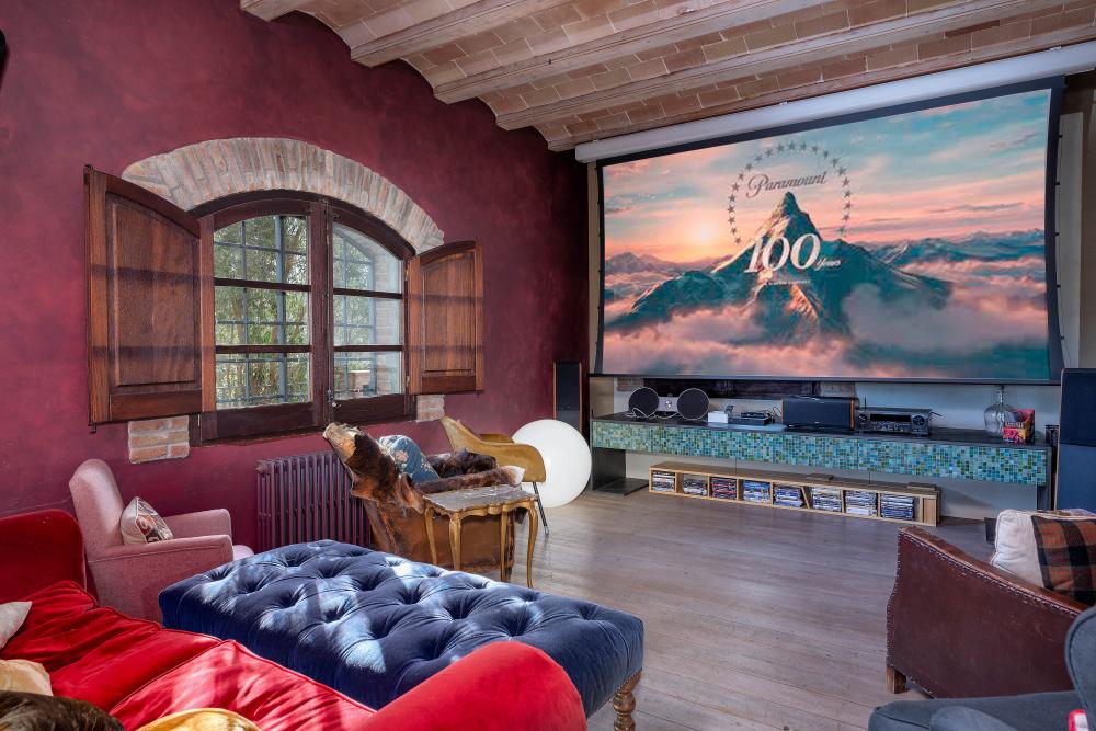 Mas Moli Petit - 8 bedroom villa in Spain Mas Moli Petit - 8 bedroom villa in Spain