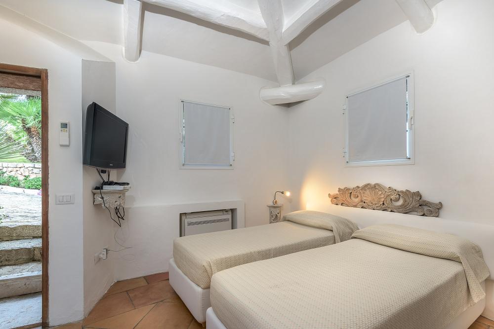 Villa Couvelle 6 bedroom villa with pool in Sardinia Villa Couvelle 6 bedroom villa with pool in Sardinia