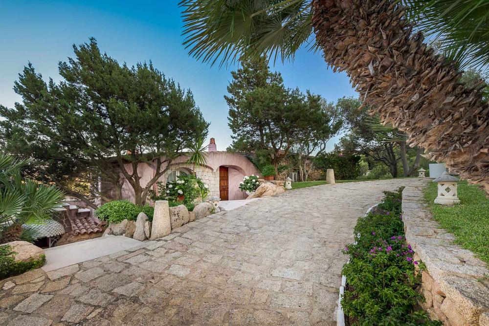 Villa Couvelle 6 bedroom villa with pool in Sardinia Villa Couvelle 6 bedroom villa with pool in Sardinia