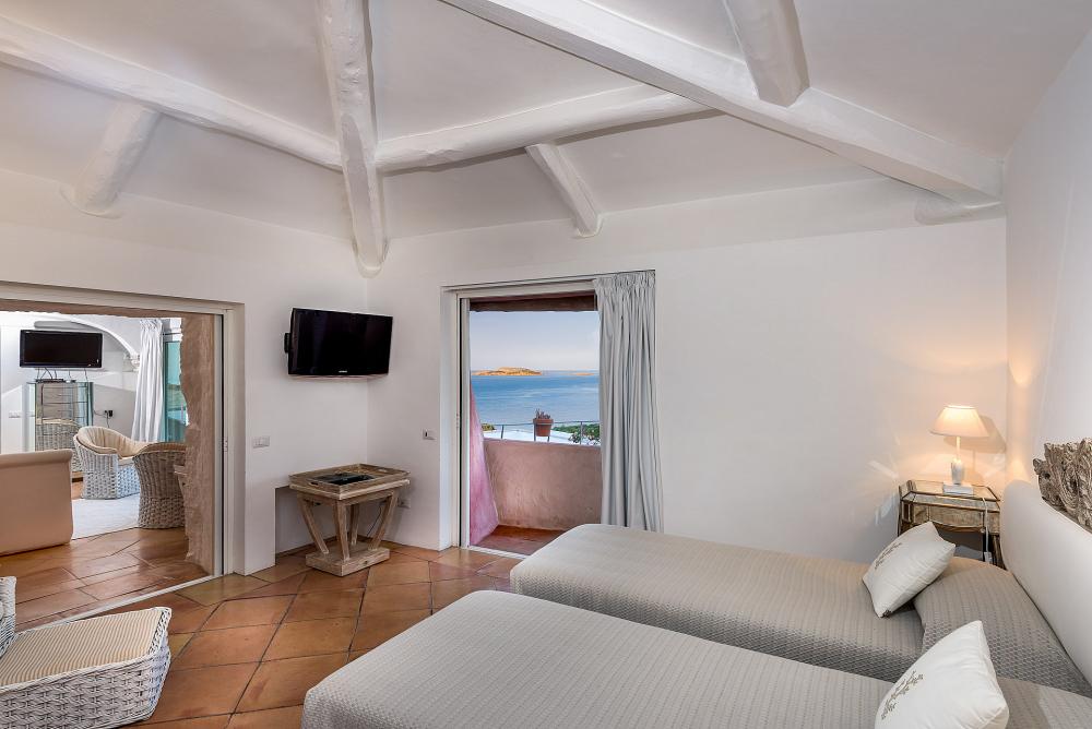 Villa Couvelle 6 bedroom villa with pool in Sardinia Villa Couvelle 6 bedroom villa with pool in Sardinia