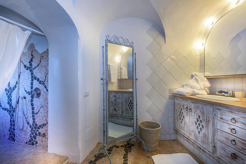 Villa Couvelle 6 bedroom villa with pool in Sardinia Villa Couvelle 6 bedroom villa with pool in Sardinia