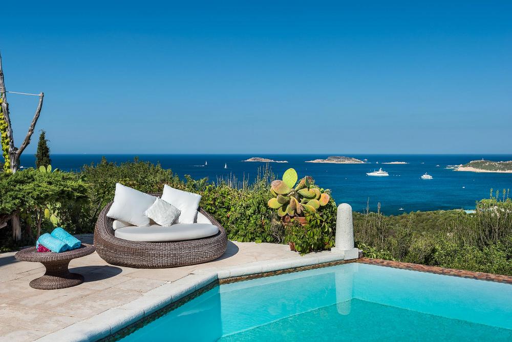 Villa Couvelle 6 bedroom villa with pool in Sardinia Villa Couvelle 6 bedroom villa with pool in Sardinia