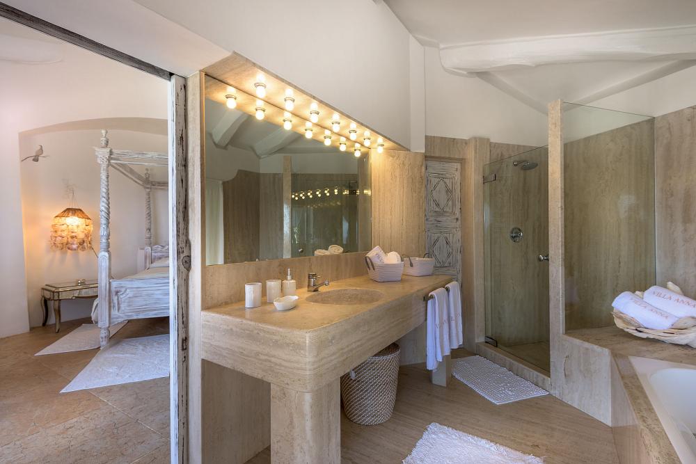 Villa Couvelle 6 bedroom villa with pool in Sardinia Villa Couvelle 6 bedroom villa with pool in Sardinia