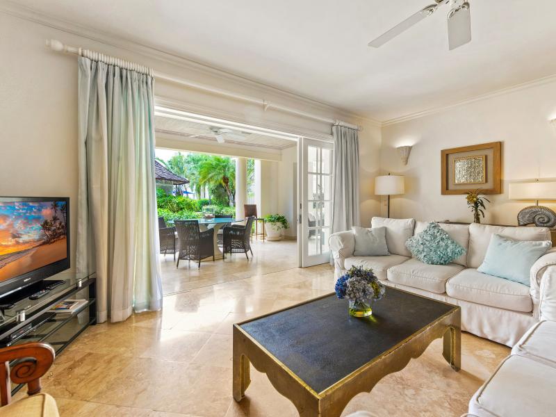 Schooner Bay 106 - Dreamweaver - Beachfront - , Beachfront villas Barbados , Schooner Bay , Speightstown , St Peter , West Coast Barbados 