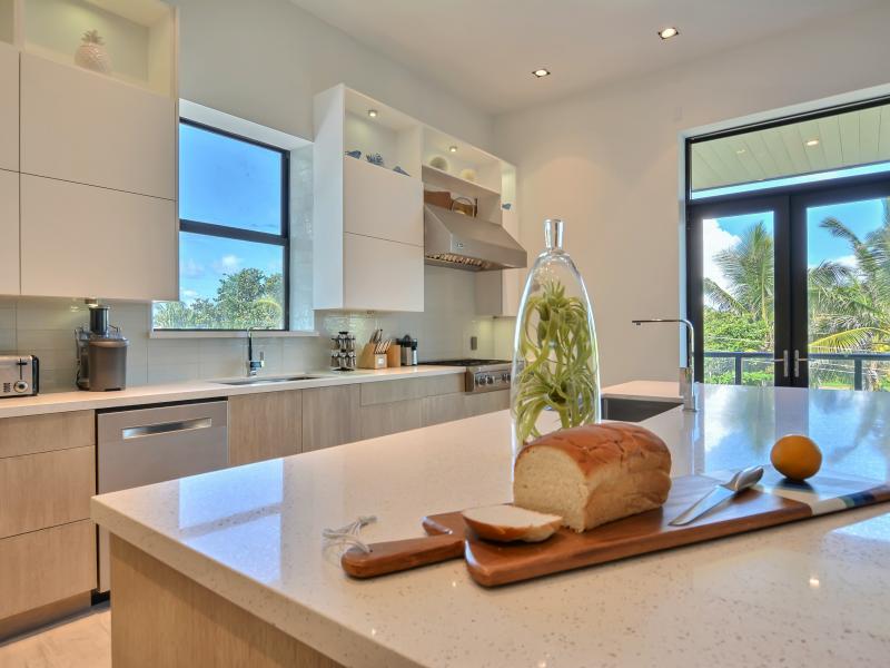 La Palmeraie Villas- Asian House , Harbour Island 