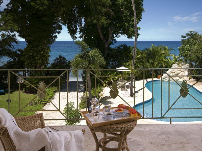 Moon Reach - Beachfront , Beachfront villas Barbados , Lower Carlton , St James , The Garden, Barbados , West Coast Barbados 
