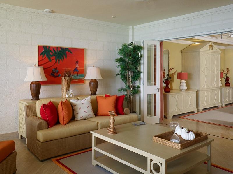 Smugglers Cove 4 , Beachfront villas Barbados , Paynes Bay , St James , West Coast Barbados 