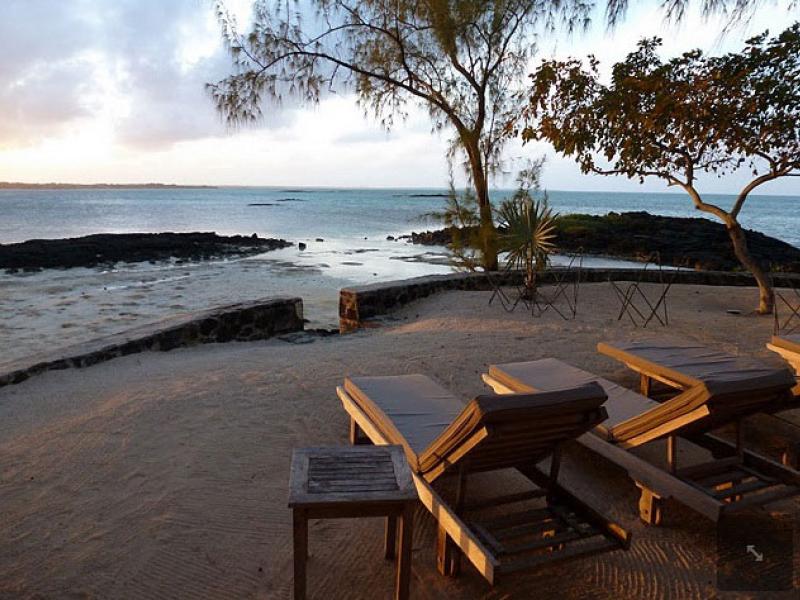 L'Ilot Private Island , East Coast 