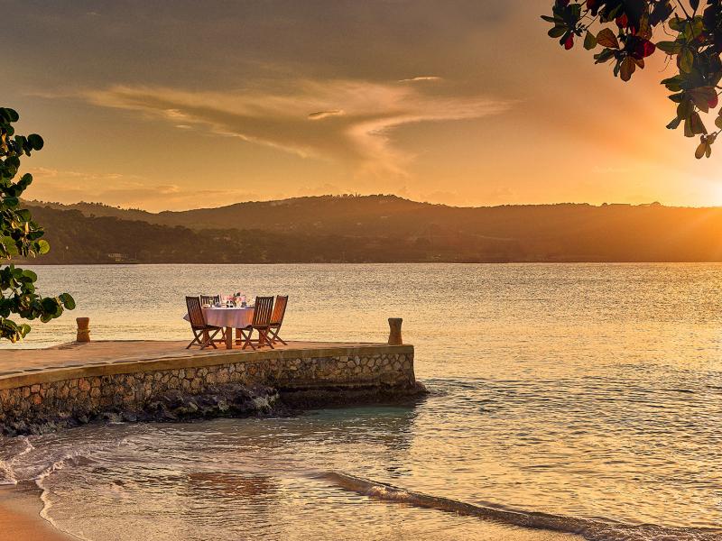 Keela Wee , Discovery Bay 