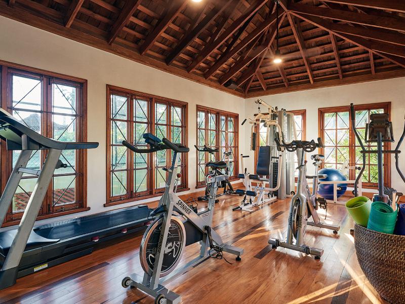 Whispering Waters , Discovery Bay 