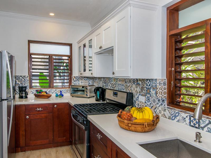 Buttonwood Reef and Sea Biscuit Cottage , Ocho Rios 