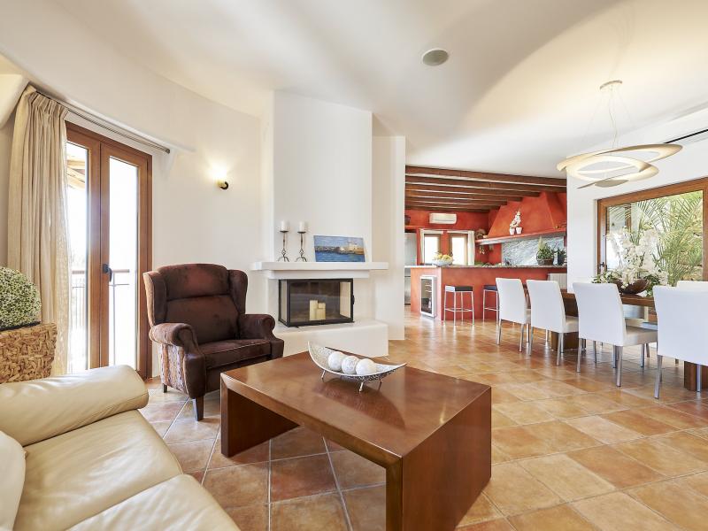 Cana Delfina , North , San Carlos 