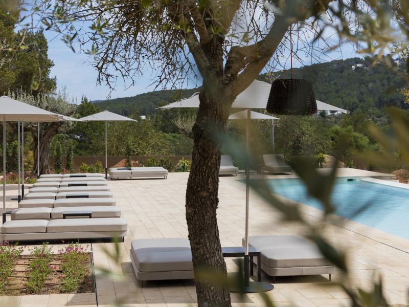 Villa Eclipse , East 