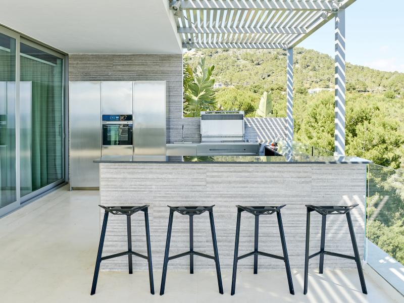 Villa La Costa , East 