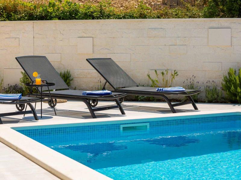 Villa Nove , Dalmatian Hinterland 