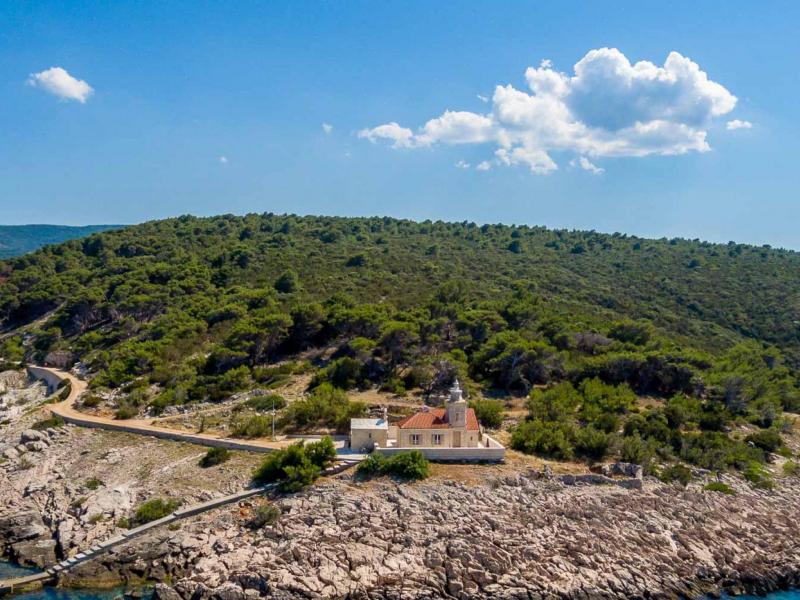 Lighthouse St. Nicholas , Islands 